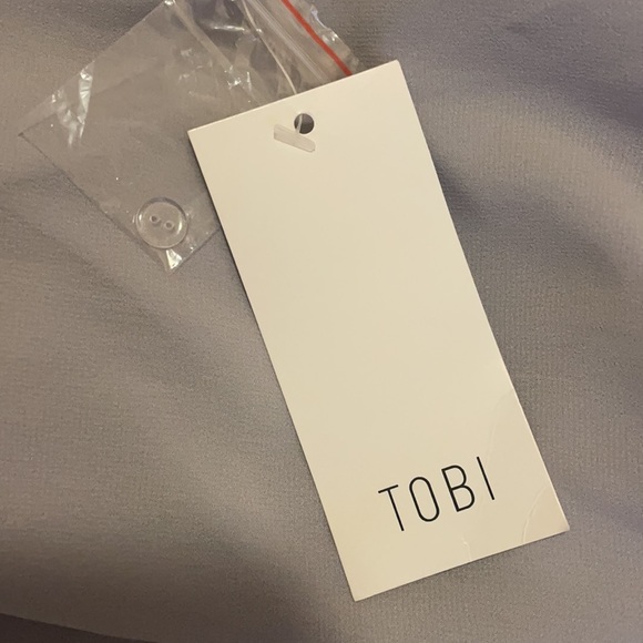 Tobi PLUNGING MAXI DRESS IN LIGHT BLUE - Picture 4 of 4